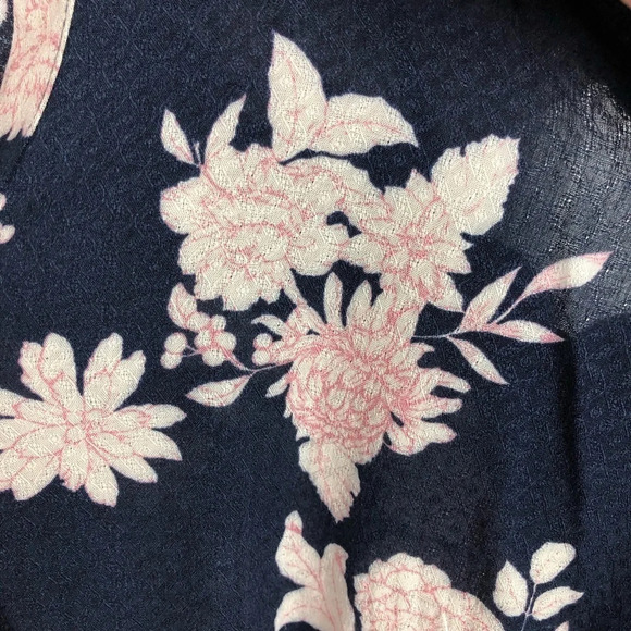 Lush Cold Shoulder Floral Print Blouse Size XS - Picture 5 of 8